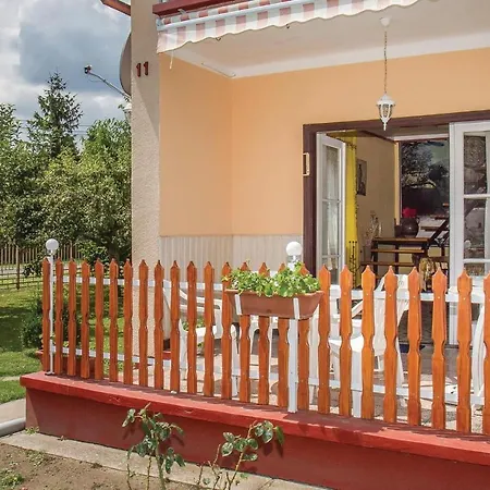 Beautiful In W/ 2 Bedrooms Balatonkeresztur